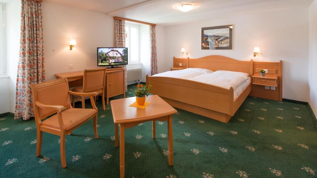 Hotel Portjengrat Saas-Almagell Oda fotoğraf